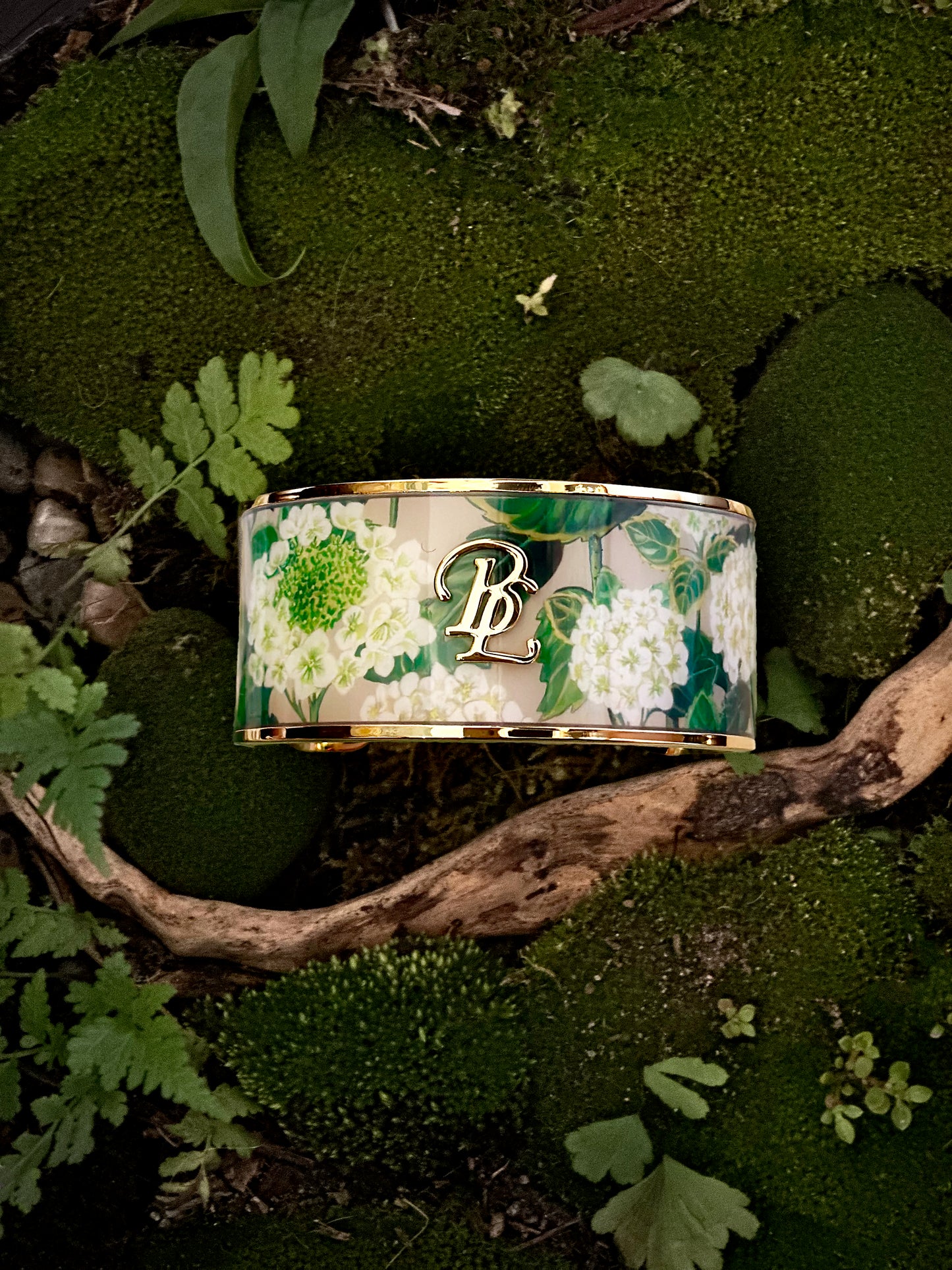Hydrangea Cuff