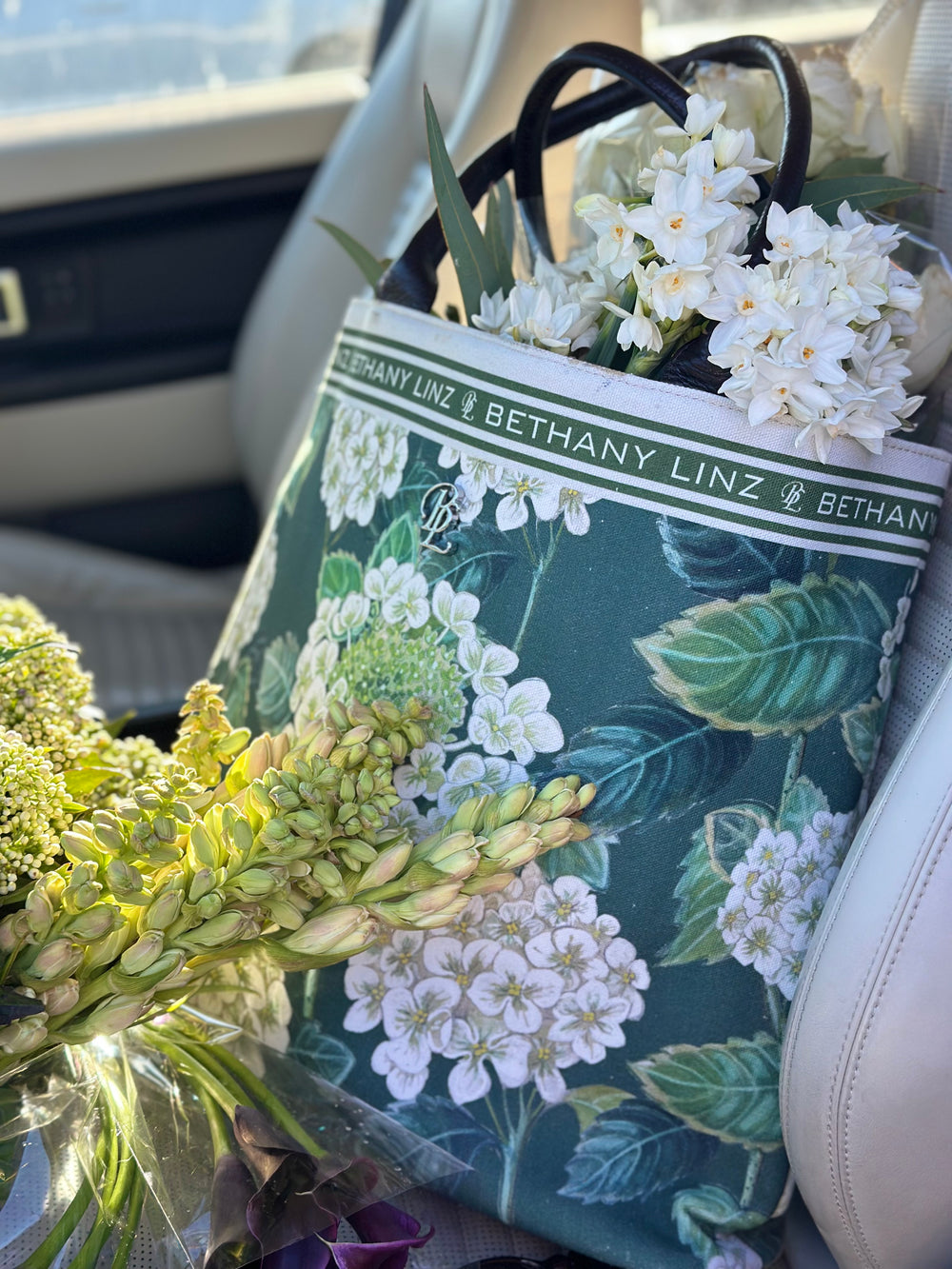 Green Hydrangea - Large Tote Bag