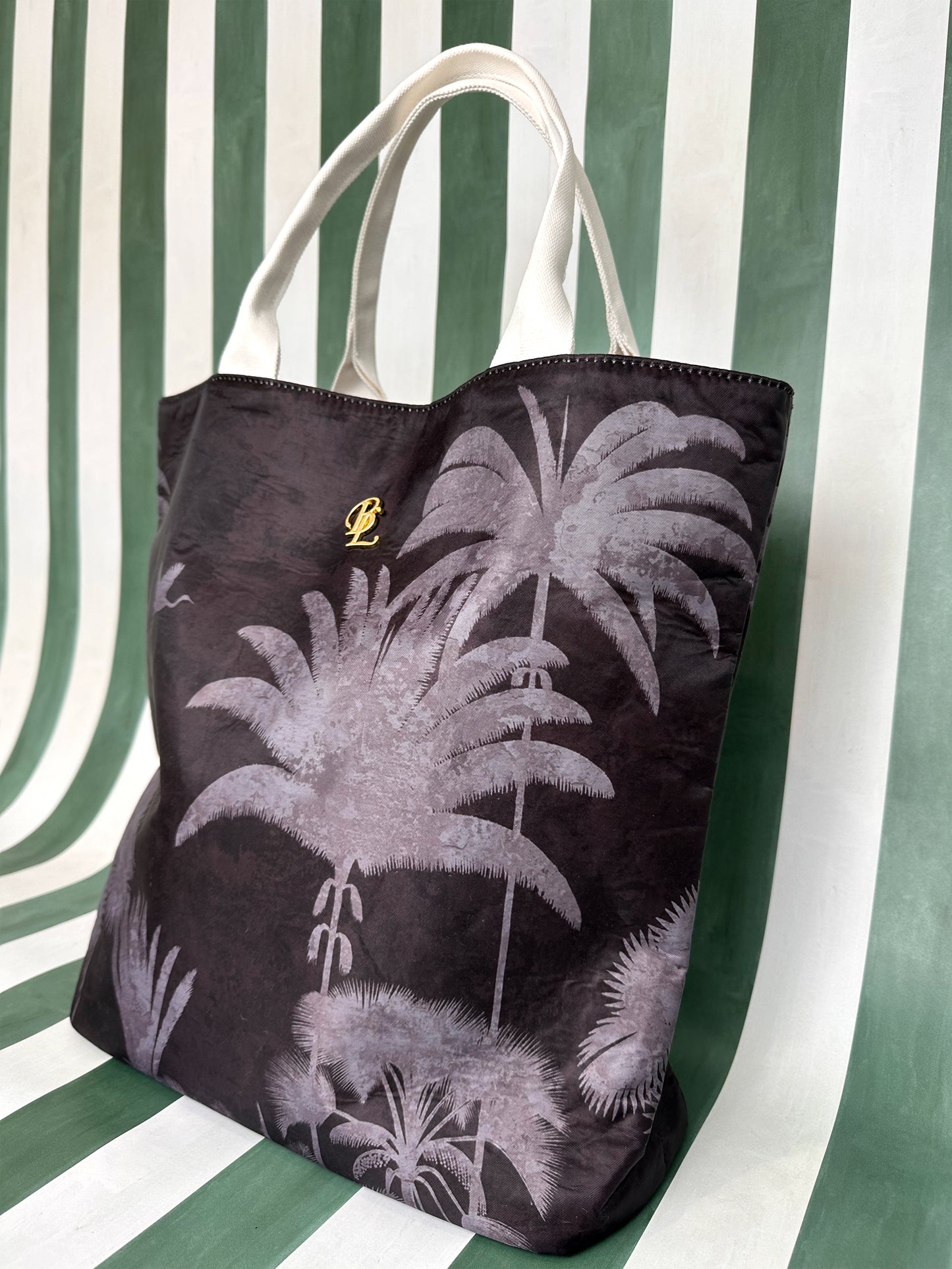 Shadow Palm Tote Bag Black