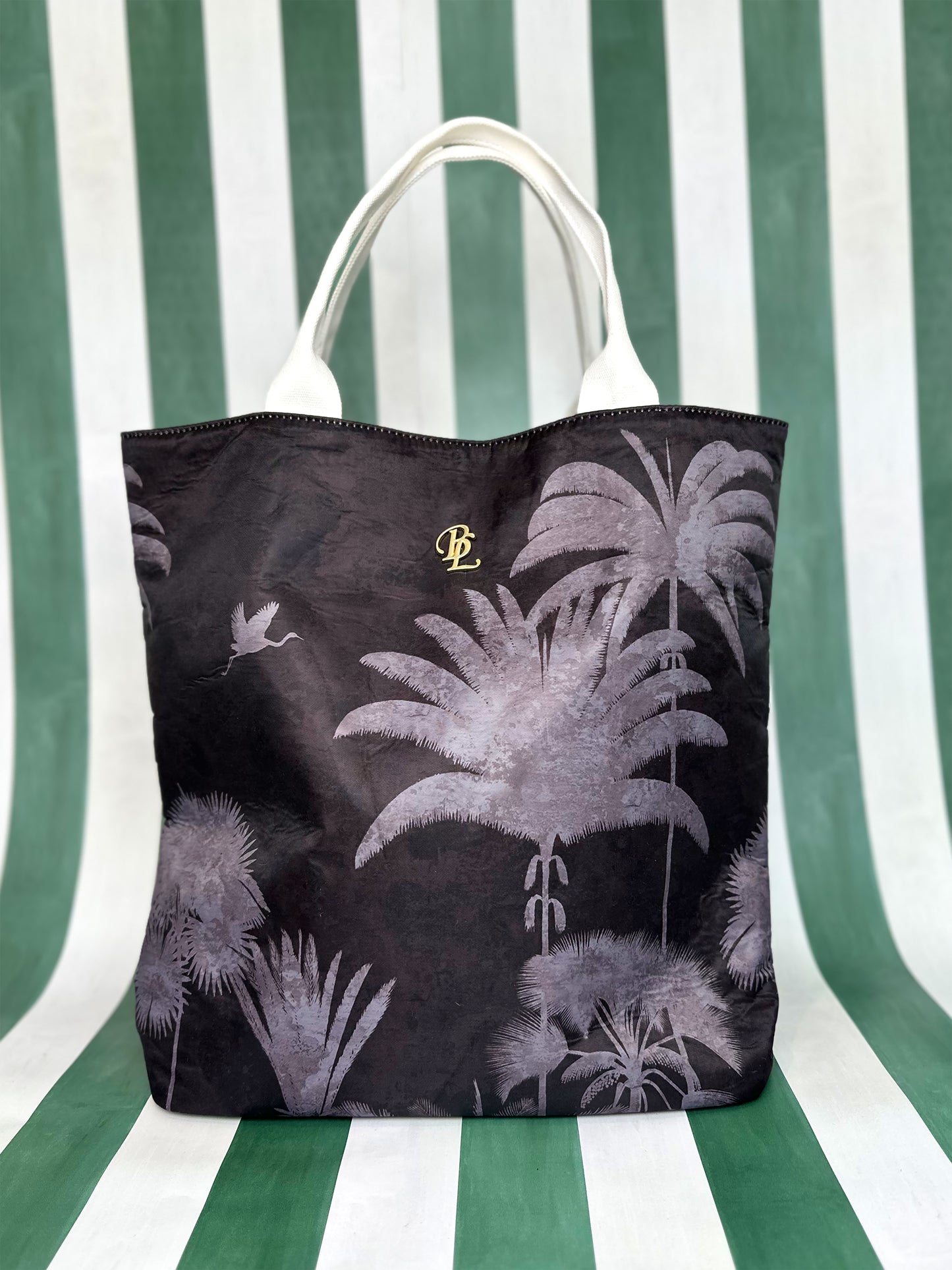 Shadow Palm Tote Bag Black